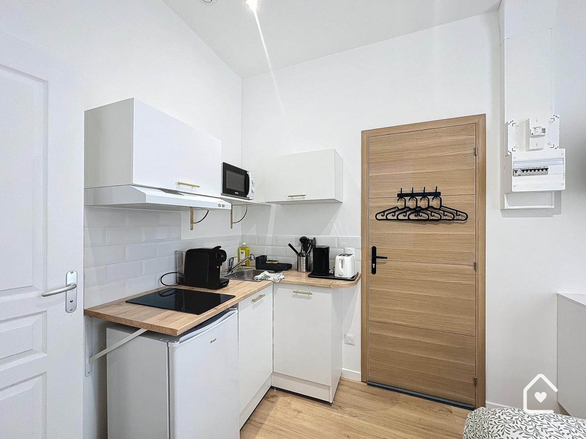 Studios - 1 Min Gare Chatellerault - Entree Autonome - Exterior foto