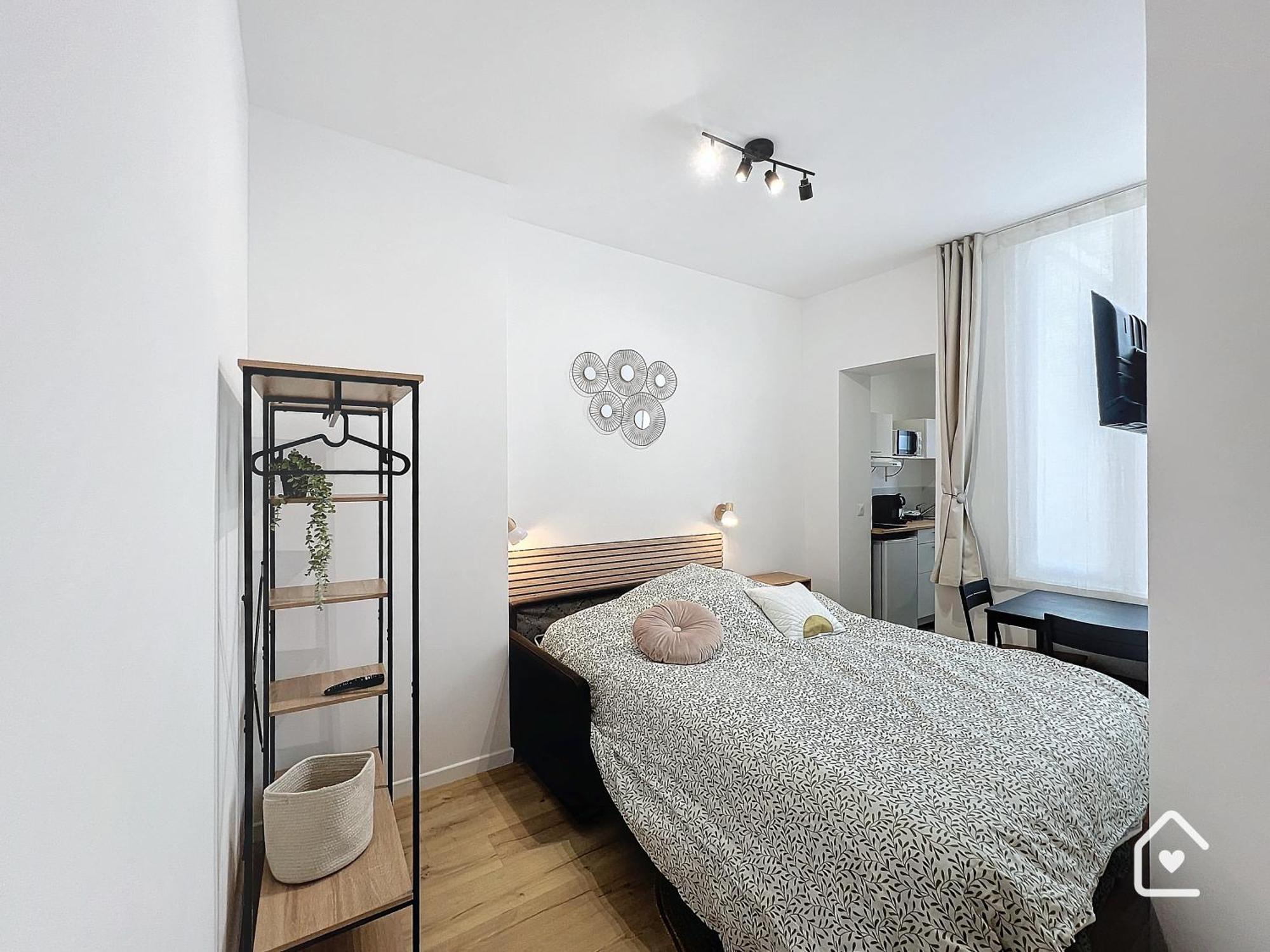 Studios - 1 Min Gare Chatellerault - Entree Autonome - Exterior foto