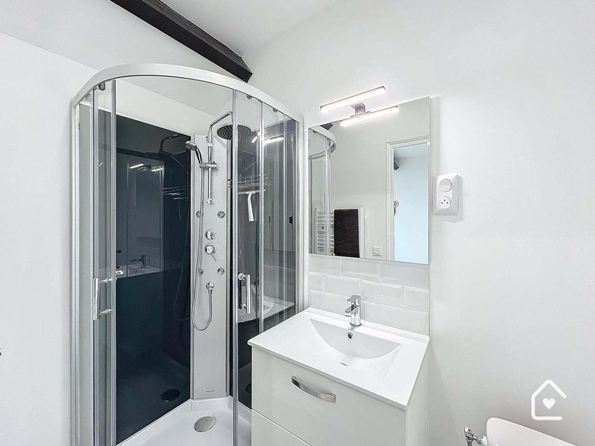 Studios - 1 Min Gare Chatellerault - Entree Autonome - Exterior foto