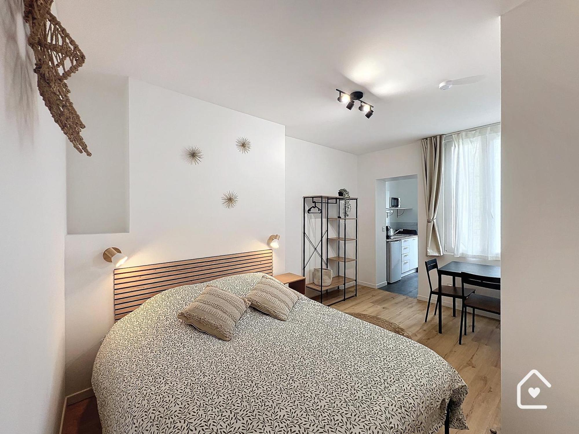 Studios - 1 Min Gare Chatellerault - Entree Autonome - Exterior foto